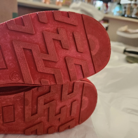 KomForme Kids Rain Boots, Waterproof Rubber Matte Boots with Easy-on Handles - Picture 10 of 10